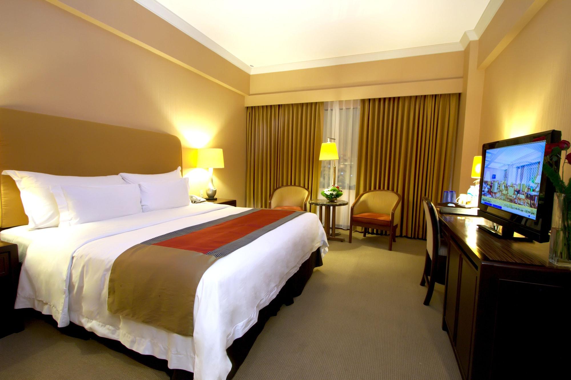 Le Grandeur Hotel Balikpapan Exterior photo